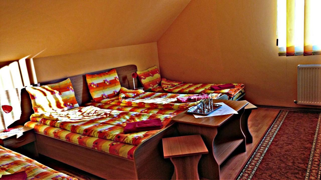 Picnic Panzio Bed & Breakfast Lunca de Sus Eksteriør bilde
