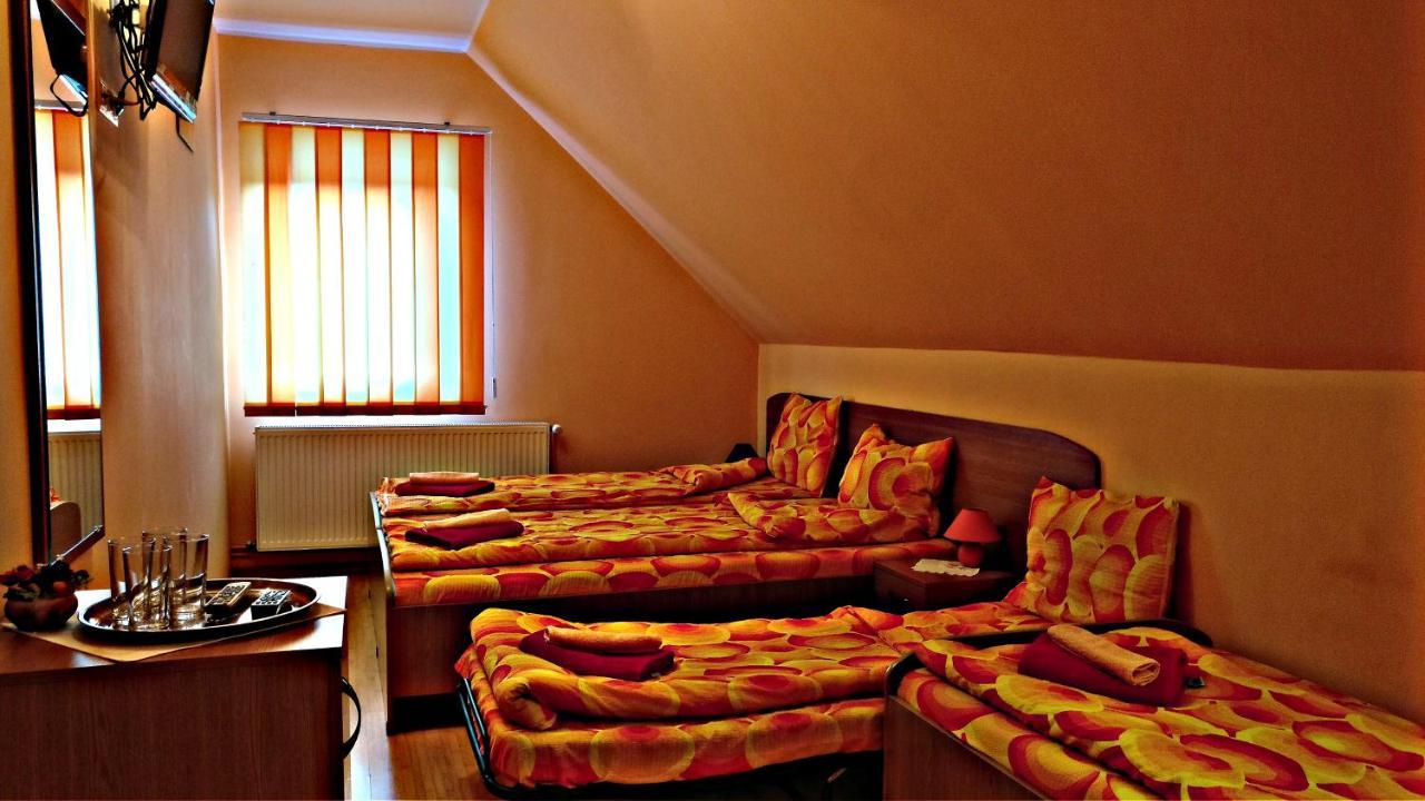 Picnic Panzio Bed & Breakfast Lunca de Sus Eksteriør bilde